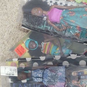 Three gorgeous black Barbie dolls!🤎🖤 Made to move fashionistas camping 🏕️